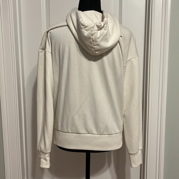 5 for $25.  Time and Tru - White zip up hoodie - Womens Size 4-6 Small - NWOT - Picture 2 of 2